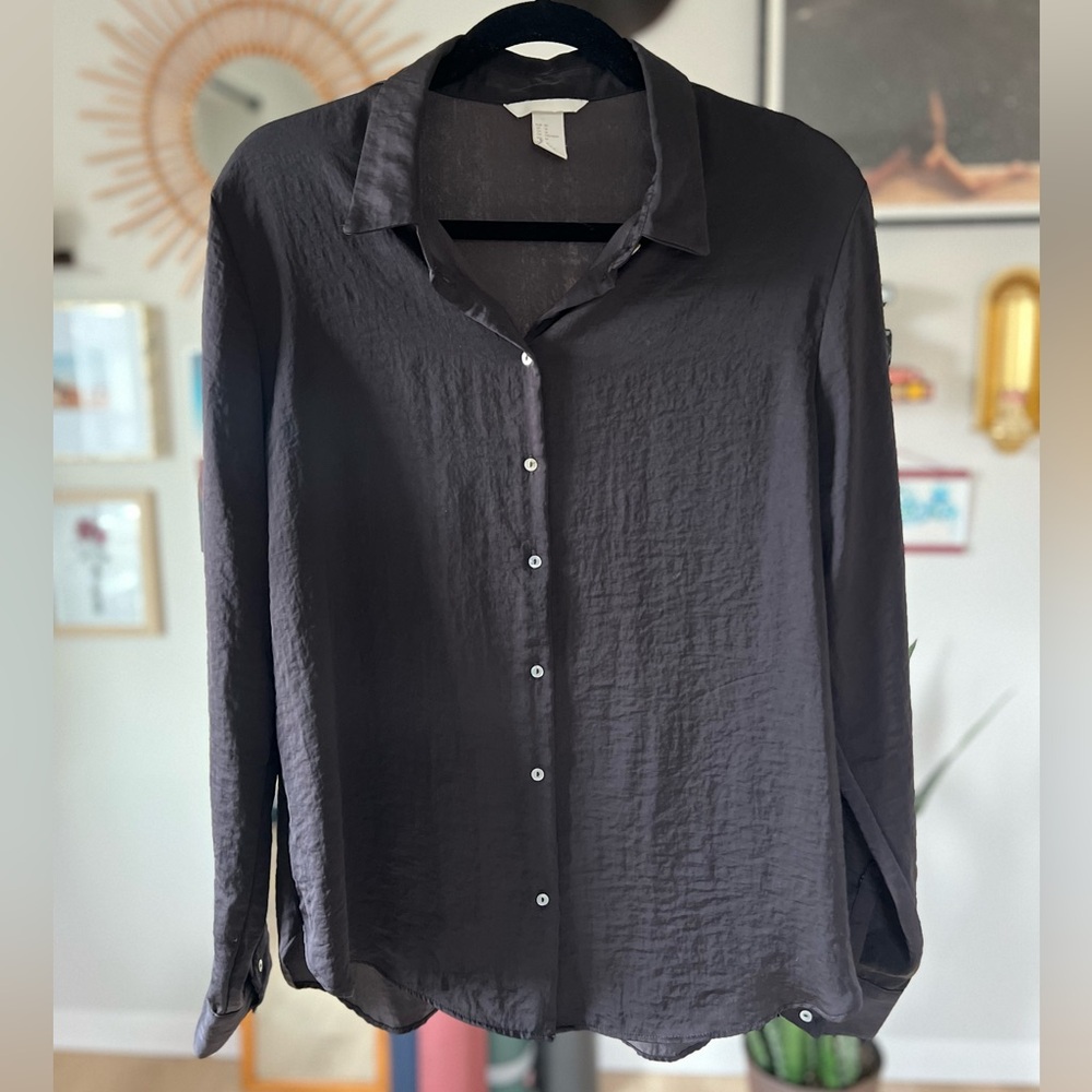 H&M Women's Black Long Sleeve Textured Button Up - Size 14 - Picture 3 of 5